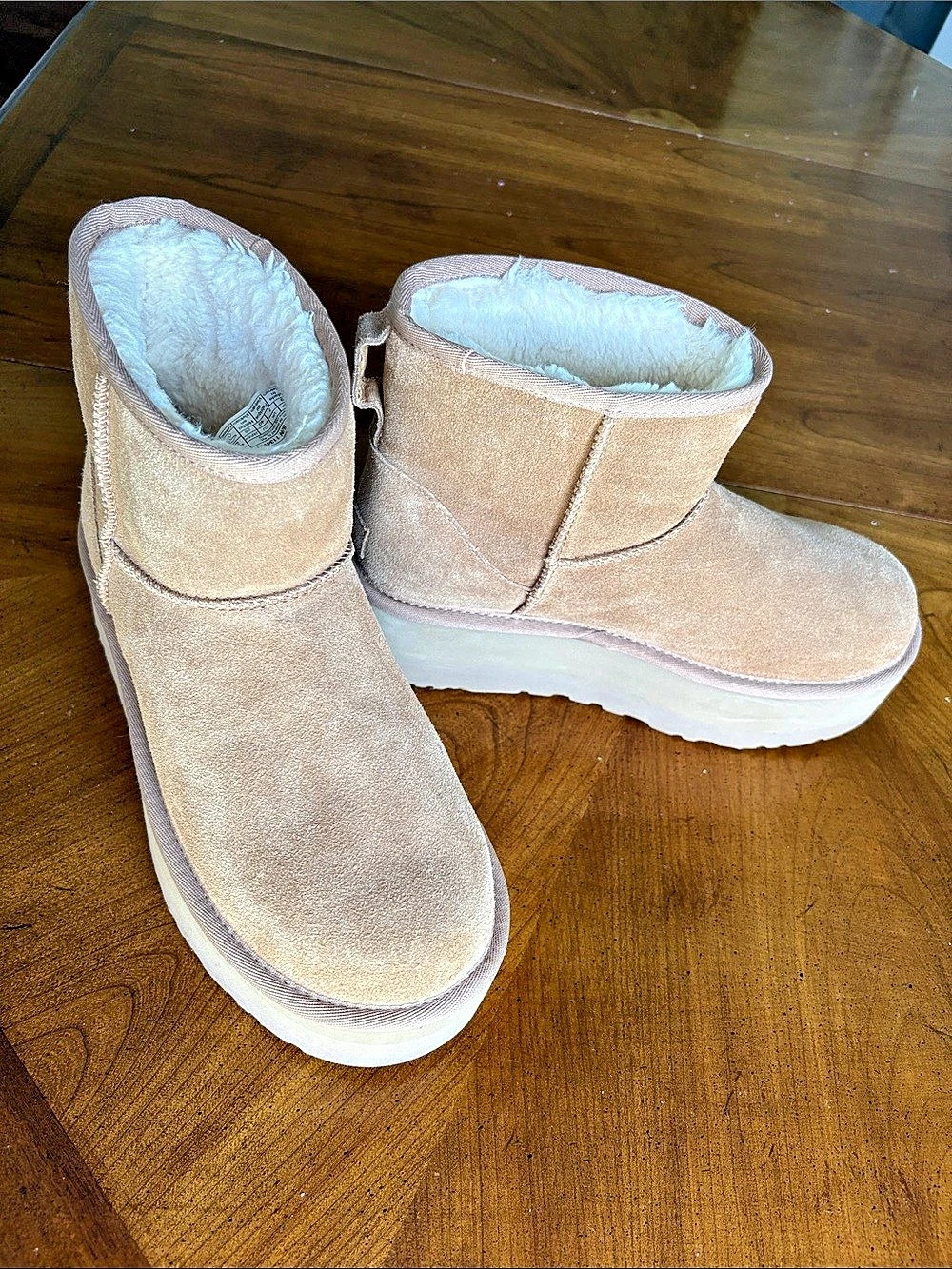 UGG Classic Mini Platform Suede Boots US 9 Brown